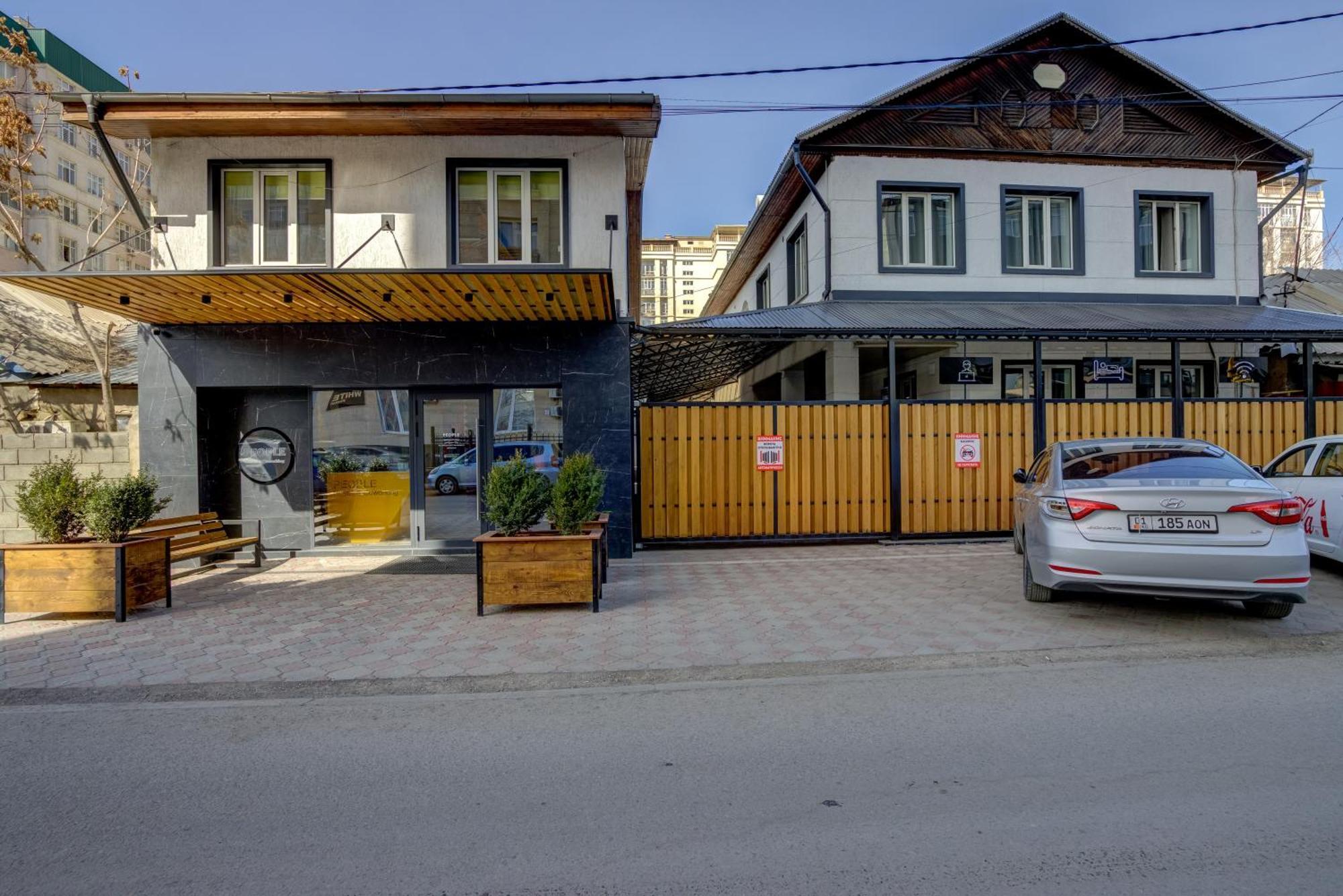 People Hostel & Coworking 비슈케크 외부 사진